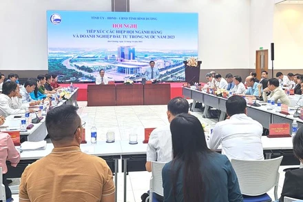 Toàn cảnh hội nghị.