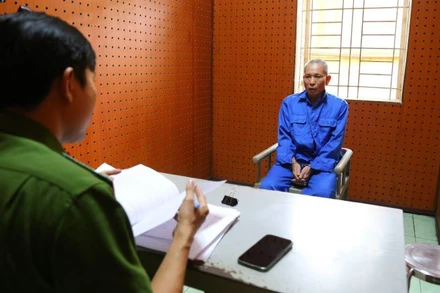 Đối tượng Nguyễn Văn Công bị tạm giữ.