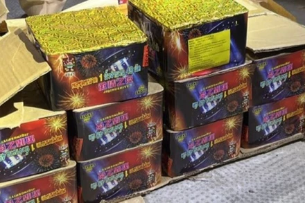 Số pháo hoa nổ không có hóa đơn, chứng từ hợp pháp.