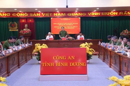 Toàn cảnh buổi làm việc. 