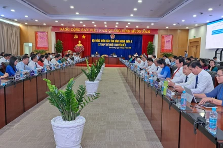 Toàn cảnh kỳ họp.