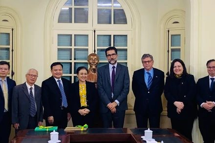 Lãnh đạo VUFO tiếp Thứ trưởng phụ trách châu Á-Thái Bình Dương của Bộ Ngoại giao Brazil.