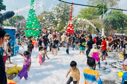 Lễ hội nước tại tỉnh Siem Reap giúp gắn kết cộng đồng cũng như thu hút khách du lịch trong và ngoài nước.