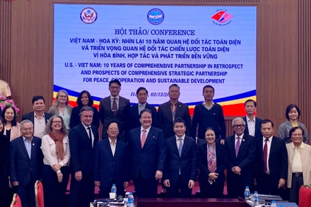 Các đại biểu tham dự Hội thảo.