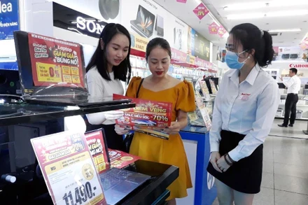 Tháng Khuyến mại Hà Nội là hoạt động nhằm kích cầu tiêu dùng trên địa bàn Thủ đô.