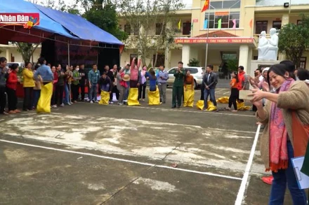 Xuân mới trên tuyến biên giới Việt - Lào