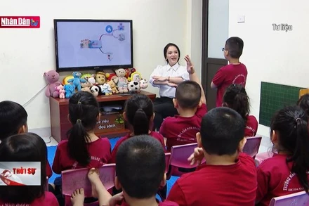 Thí điểm phổ cập giáo dục mầm non cho trẻ mẫu giáo