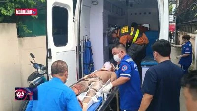 Cứu 7 người trong vụ sập nhà 4 tầng tại thành phố Hồ Chí Minh﻿