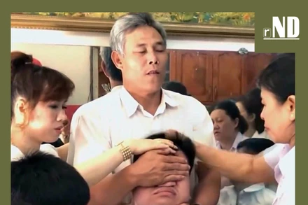 Thoát khỏi "động quỷ"