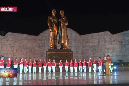 Chương trình ''hành trình đỏ'' tại Ninh Bình