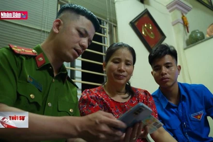 Nỗ lực đẩy nhanh tiến độ kích hoạt tài khoản định danh điện tử