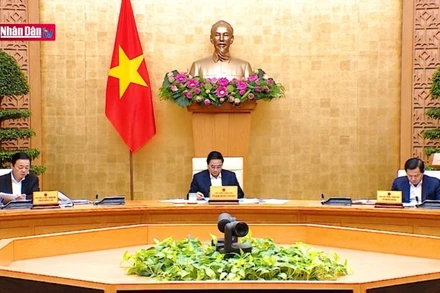 Thủ tướng chủ trì phiên họp Chính phủ chuyên đề về xây dựng pháp luật