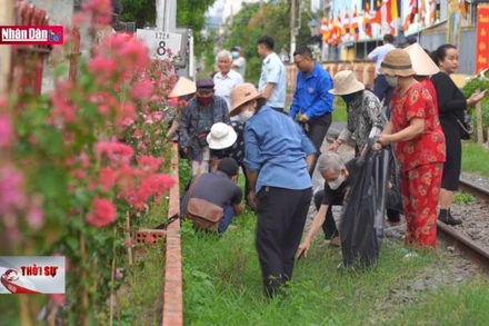 Chung tay xây dựng cảnh quan đường tàu - đường hoa
