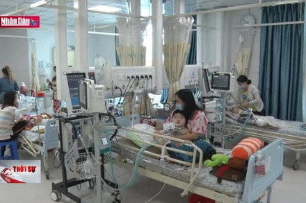 Trẻ nhập viện vì viêm hô hấp tăng cao, nhiều ca biến chứng nặng