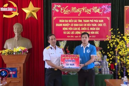 Tết nơi đảo xa