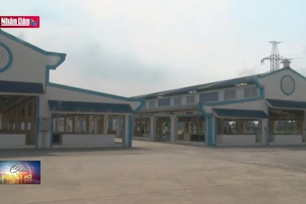 Lãng phí công trình chợ bỏ hoang