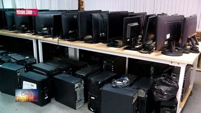 Chắp cánh cho ước mơ của các học sinh khó khăn