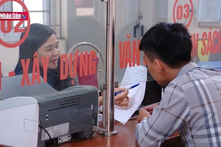 Xây dựng chính quyền thân thiện