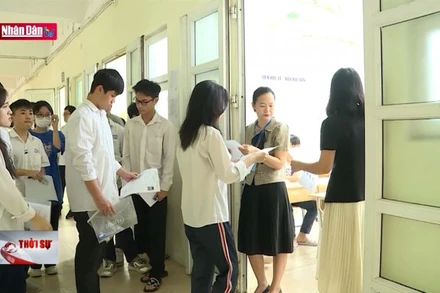 Nên điều chỉnh cách xét tuyển phù hợp với những ngành quá cạnh tranh