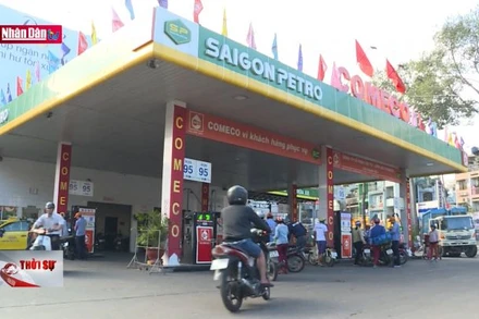 Xăng tăng giá mạnh doanh nghiệp điêu đứng