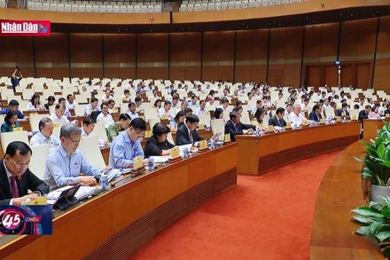 Gắn kết chặt chẽ giữa xây dựng với tổ chức thi hành pháp luật