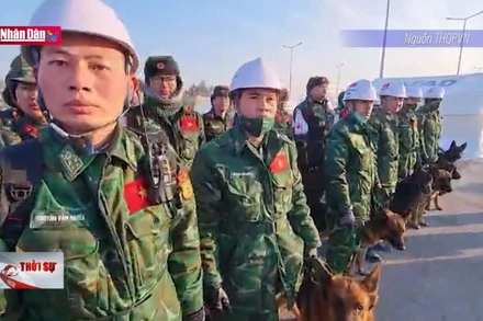 Đón nhận thư động viên của Bộ trưởng tại căn cứ dã chiến ở Hatay