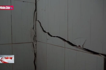 Công trình khách sạn 19 tầng gây nứt nhà dân