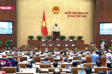 Cần có giả pháp quyết liệt hơn để thực hành tiết kiệm