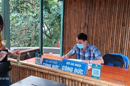 Nơi tiếp nhận công đức tại Khu Di tích lịch sử Đền Hùng.