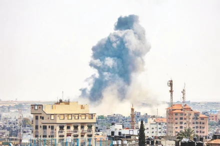 Lực lượng Phòng vệ Israel tiến hành các vụ không kích dải Gaza.