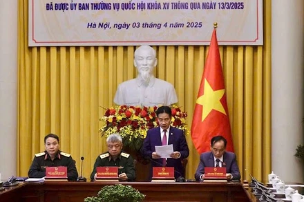 Công bố Lệnh của Chủ tịch nước công bố Pháp lệnh Quản lý, bảo vệ Khu di tích Lăng Chủ tịch Hồ Chí Minh.