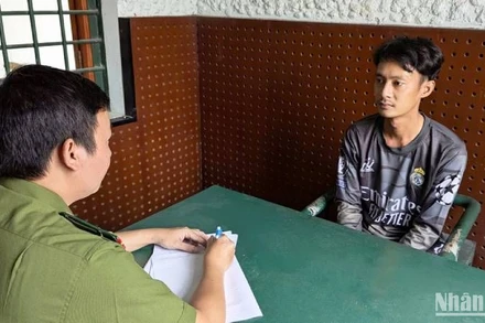 Công an huyện Tri Tôn bắt tạm giam tài xế Đoàn Đức Vinh.