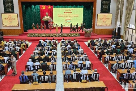 Quang cảnh họp mặt.