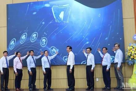 Nghi thức Khai trương cổng du lịch thông minh.