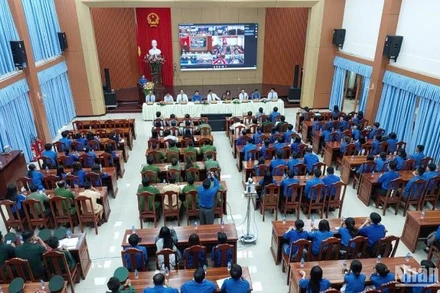 Quang cảnh buổi đối thoại.