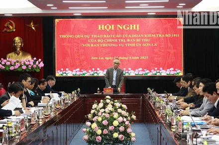 Hội nghị thông qua dự thảo báo cáo kết quả kiểm tra của Bộ Chính trị, Ban Bí thư đối với Ban Thường vụ Tỉnh ủy Sơn La.