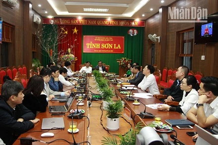 Đại diện Sở Giáo dục và Đào tạo tỉnh, Thành phố Sơn La tham dự hội nghị trực tuyến UNESCO tổ chức công bố 2 thành phố của Việt Nam, trong đó có Thành phố Sơn La được ghi danh vào "Mạng lưới các thành phố học tập toàn cầu".