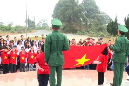 Chương trình “Chào cột mốc chủ quyền”.