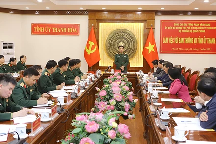 Quang cảnh buổi làm việc.