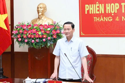 Chủ tịch Ủy ban nhân dân tỉnh Thanh Hóa chủ trì phiên họp thường kỳ tháng 4.