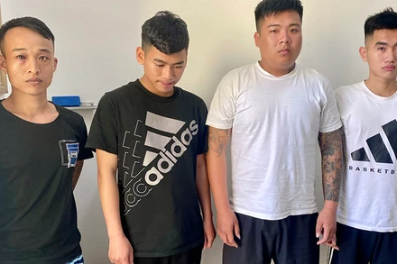 Bốn đối tượng bị Công an bắt giữ.