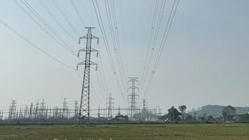 Dự án Đường dây 220kV Tương Dương-Đô Lương đã được đóng điện thành công.