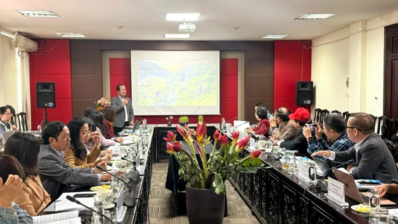 Toàn cảnh Hội thảo “Phát triển du lịch tại các công viên địa chất toàn cầu UNESCO ở Việt Nam”. (Ảnh: NGỌC BÍCH)