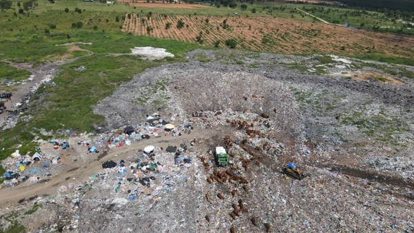 Bãi rác Bình Tú, phường Tiến Thành, tỉnh Lâm Đồng. (Ảnh THANH HẢI) 