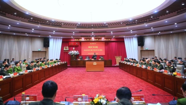 Bộ trưởng Công an chủ trì Hội nghị giao ban tháng 1, triển khai công tác tháng 2/2026. (Ảnh: https://bocongan.gov.vn/)