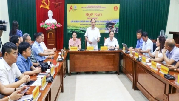 Họp báo công bố Giải vô địch Muay châu Á tổ chức tại Thái Nguyên từ ngày 20 đến 26/6.