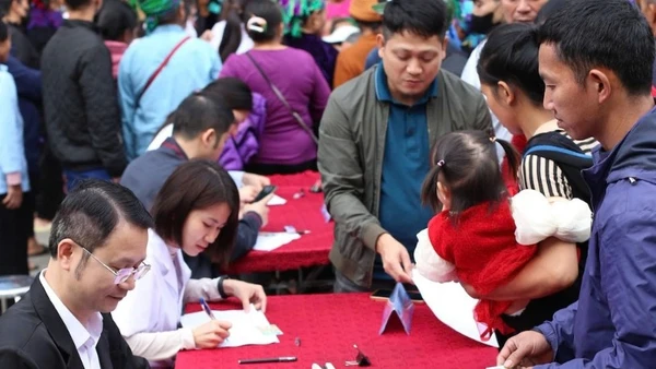 Trợ giúp pháp lý cho người dân ở xã Xuân Nha, tỉnh Sơn La. (Ảnh: TH)