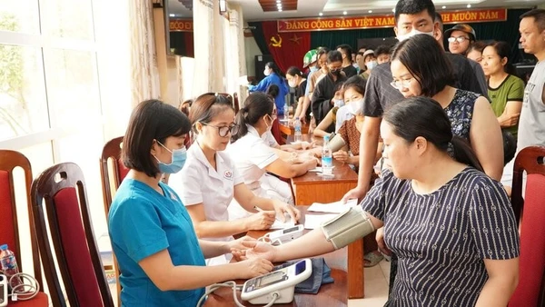 Xã Đăk Kôi Thu Hút Đầu Tư Phát Triển Du Lịch Cộng Đồng Người Dân Đến Để Được Tư Vấn, Tiêm Phòng Uốn Ván Tại Bệnh Viện Trung Ương Thái Nguyên.