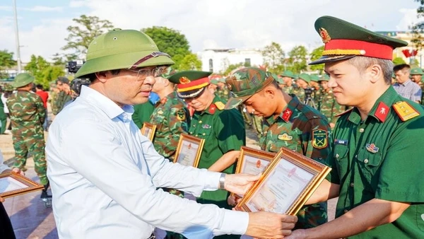 Xã Đăk Kôi Thu Hút Đầu Tư Phát Triển Du Lịch Cộng Đồng Bí Thư Tỉnh Ủy Thái Nguyên Trịnh Xuân Trường Tặng Bằng Khen Cho Các Lực Lượng Cứu Hộ, Cứu Nạn Trong Lũ Lụt.