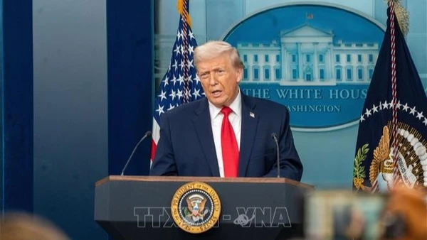 Tổng thống Mỹ Donald Trump phát biểu tại cuộc họp báo ở Nhà Trắng, Washington, D.C., ngày 20/1/2026. (Ảnh: THX/TTXVN)